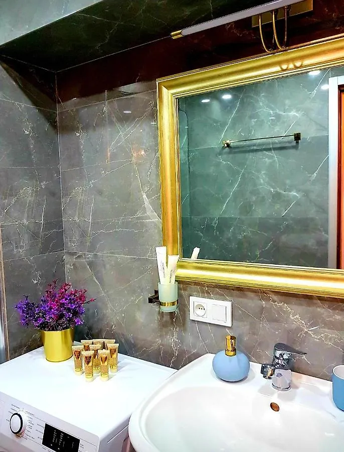 Shine Apartment In Batumi