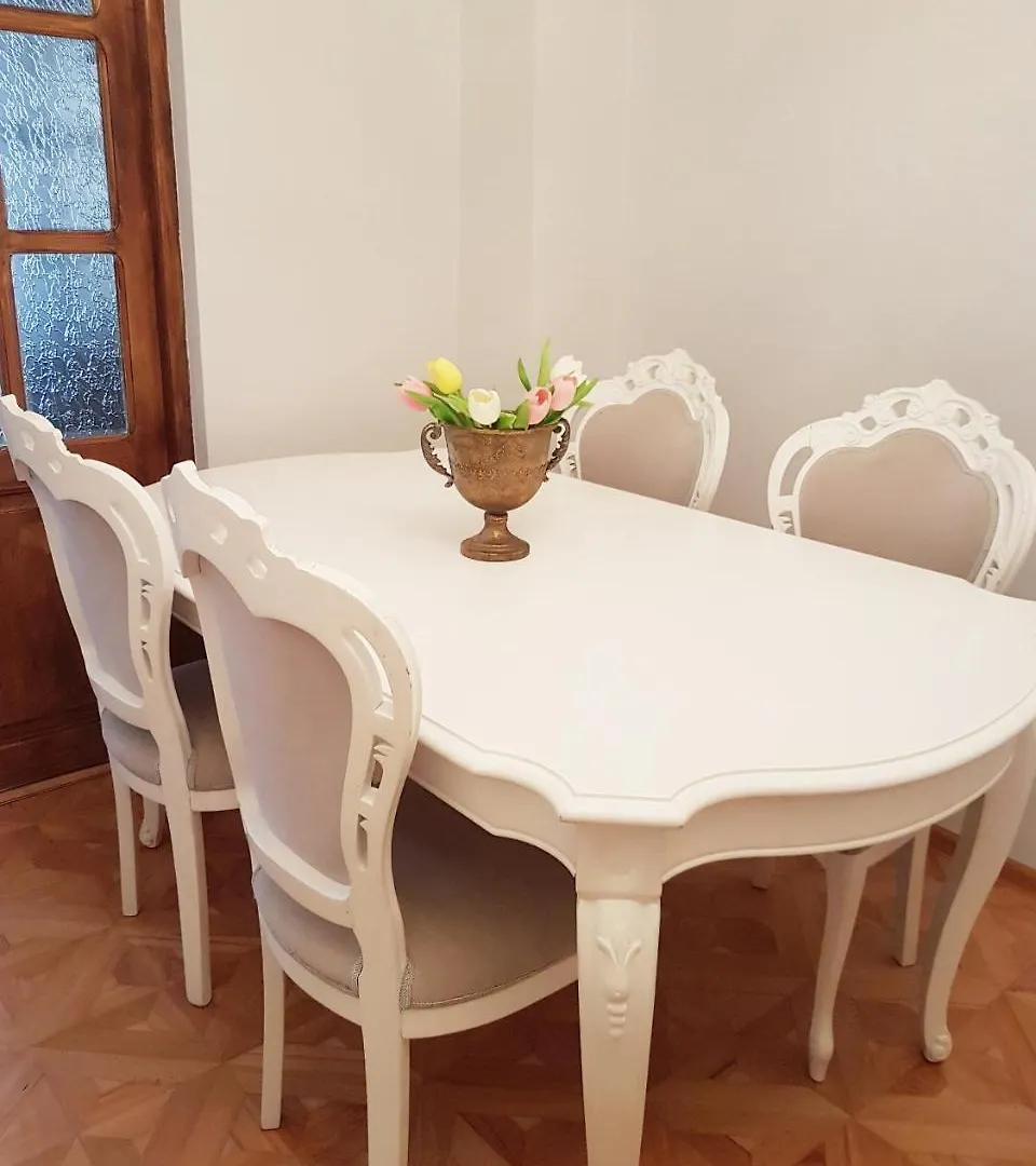 Shine Apartment In Batumi